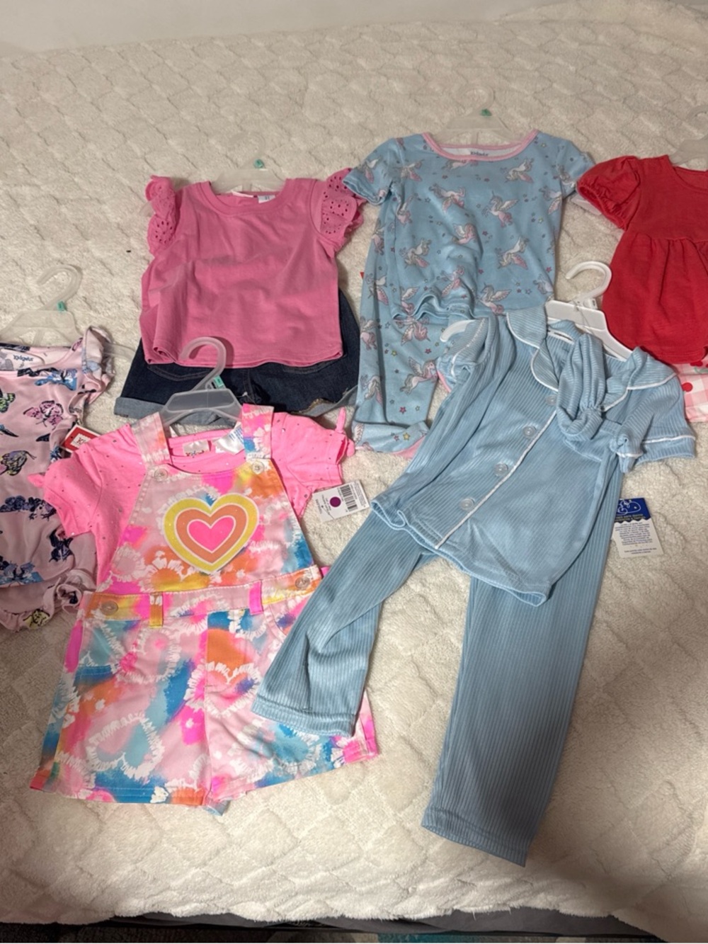 Bundle of kids clothes